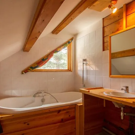 L'elva Hameau Des Chazals Hautes Alpes Chalet